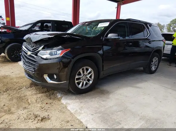 1GNERGKW5JJ185879 2018 CHEVROLET TRAVERSE - Image 2