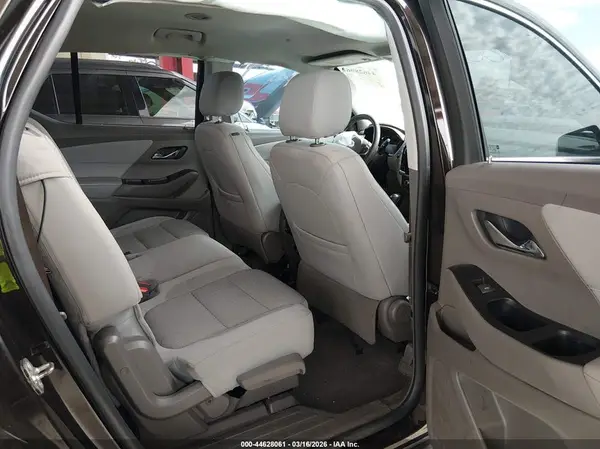 1GNERGKW5JJ185879 2018 CHEVROLET TRAVERSE - Image 8