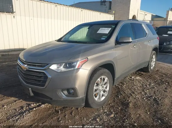 1GNERGKW5JJ194906 2018 CHEVROLET TRAVERSE - Image 2