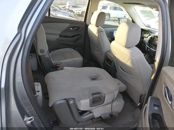 1GNERGKW5JJ211123 2018 CHEVROLET TRAVERSE - Image 8