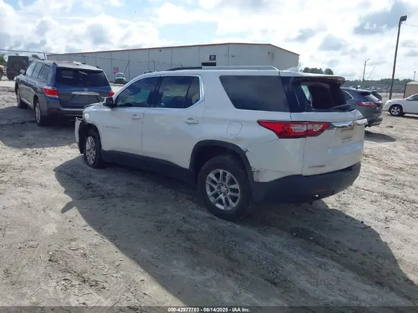 2018 CHEVROLET TRAVERSE IAAI lot 42977703 auction photo 3