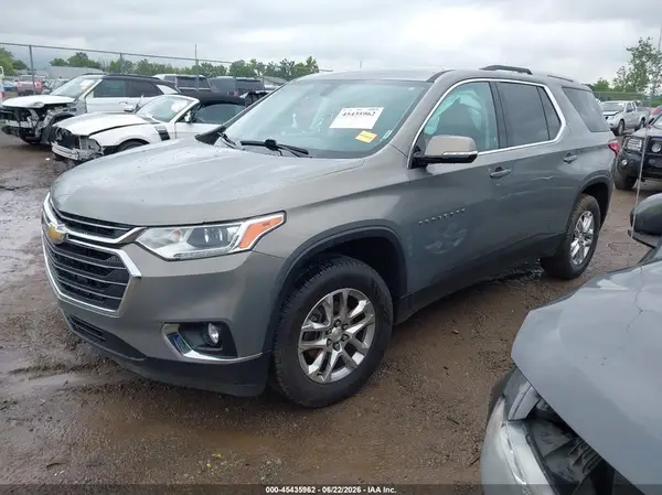 1GNERGKW5JJ276988 2018 CHEVROLET TRAVERSE - Image 2
