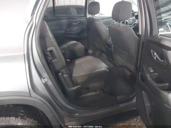 1GNERGKW5KJ123254 2019 CHEVROLET TRAVERSE - Image 8