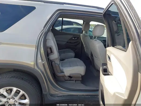 1GNERGKW5KJ205002 2019 CHEVROLET TRAVERSE - Image 8