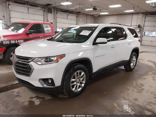 1GNERGKW5KJ227758 2019 CHEVROLET TRAVERSE - Image 2
