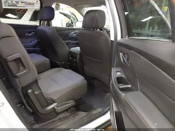 1GNERGKW5KJ227758 2019 CHEVROLET TRAVERSE - Image 8