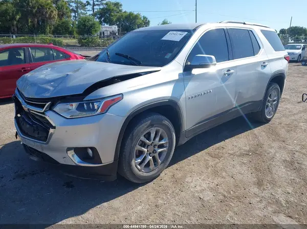1GNERGKW5KJ268388 2019 CHEVROLET TRAVERSE - Image 2