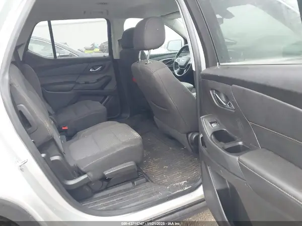 1GNERGKW5KJ302250 2019 CHEVROLET TRAVERSE - Image 8