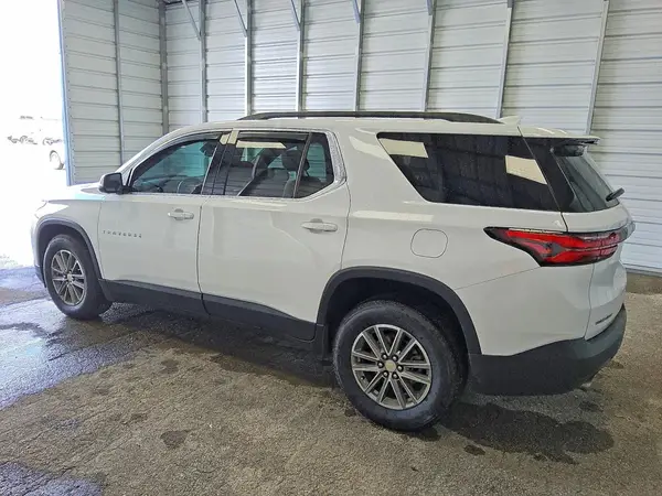 1GNERGKW5NJ161815 2022 CHEVROLET TRAVERSE - Image 2