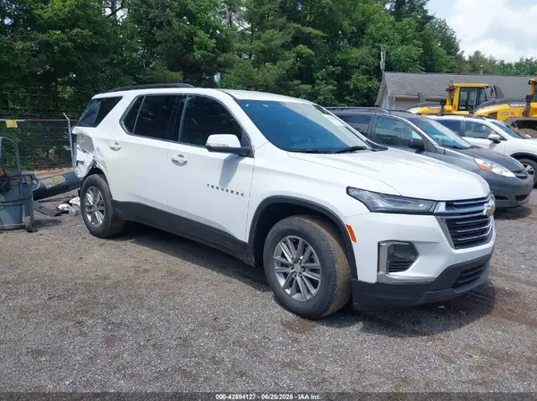 1GNERGKW5PJ132527 2023 CHEVROLET TRAVERSE - Image 1