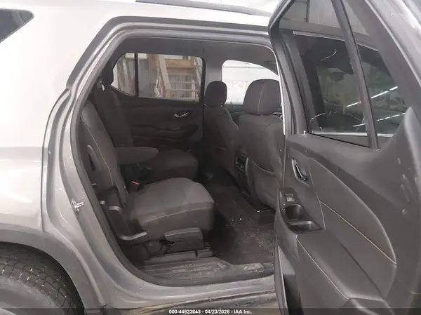 1GNERGKW6JJ143804 2018 CHEVROLET TRAVERSE - Image 8
