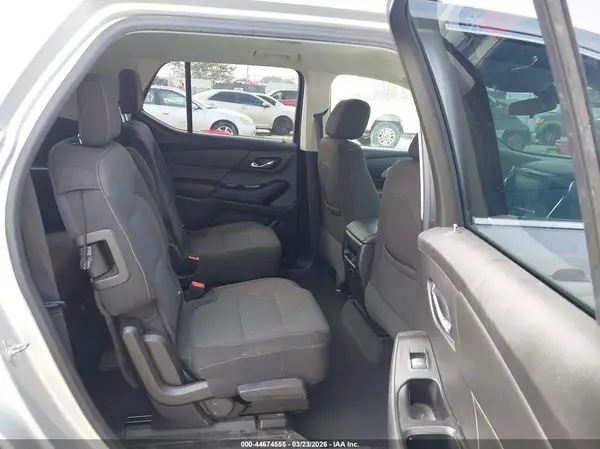 1GNERGKW6JJ173840 2018 CHEVROLET TRAVERSE - Image 8