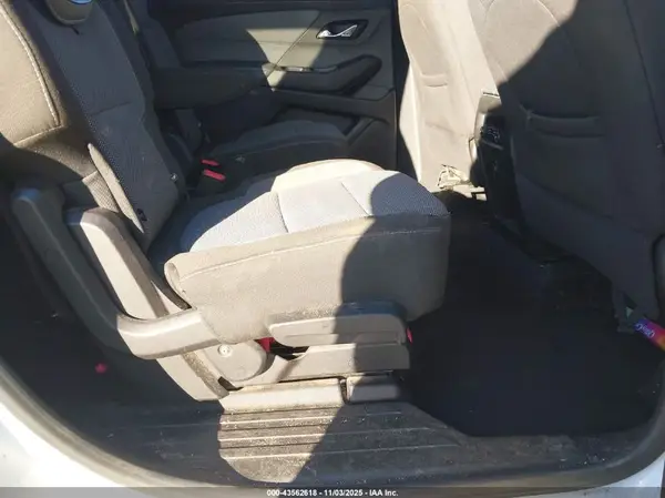 1GNERGKW6JJ205735 2018 CHEVROLET TRAVERSE - Image 8