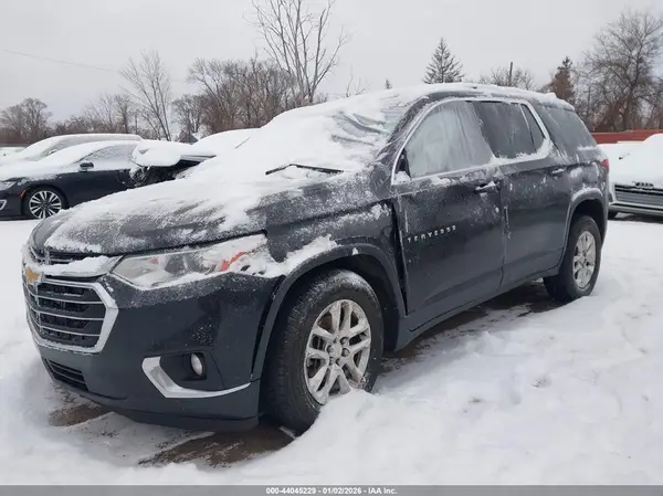 1GNERGKW6JJ265238 2018 CHEVROLET TRAVERSE - Image 2