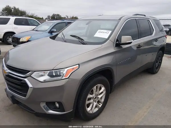 1GNERGKW6JJ268558 2018 CHEVROLET TRAVERSE - Image 2