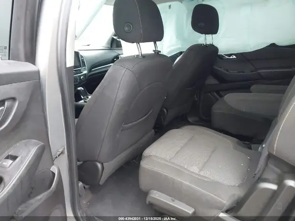 1GNERGKW6JJ270956 2018 CHEVROLET TRAVERSE - Image 8