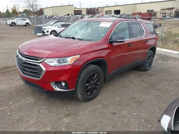 1GNERGKW6JJ284100 2018 CHEVROLET TRAVERSE - Image 2