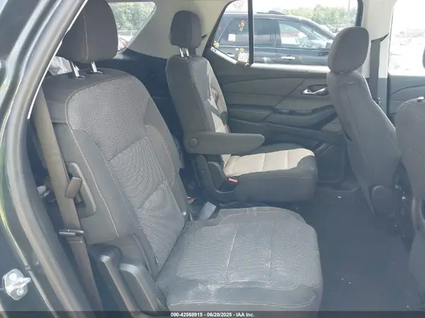 1GNERGKW6KJ101733 2019 CHEVROLET TRAVERSE - Image 8