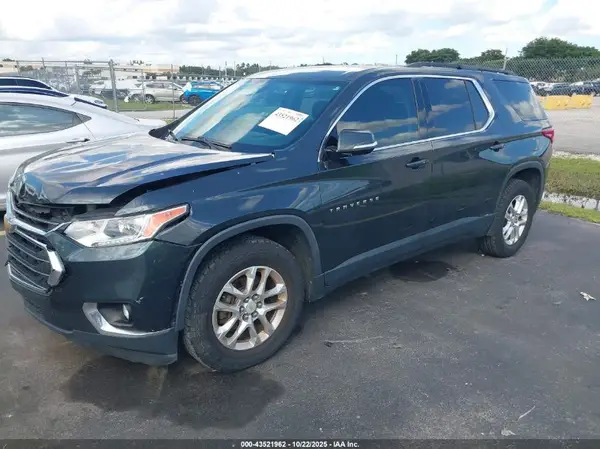1GNERGKW6KJ280288 2019 CHEVROLET TRAVERSE - Image 2