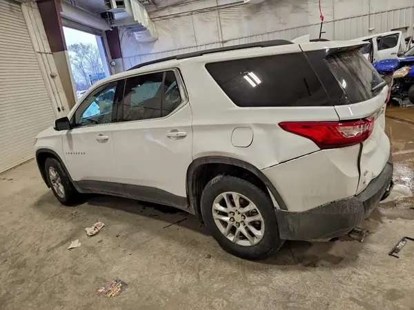 1GNERGKW6LJ310861 2020 CHEVROLET TRAVERSE - Image 2