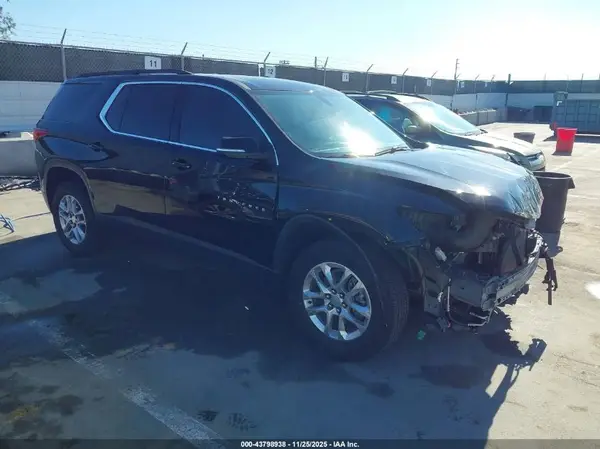 1GNERGKW6MJ167105 2021 CHEVROLET TRAVERSE - Image 1