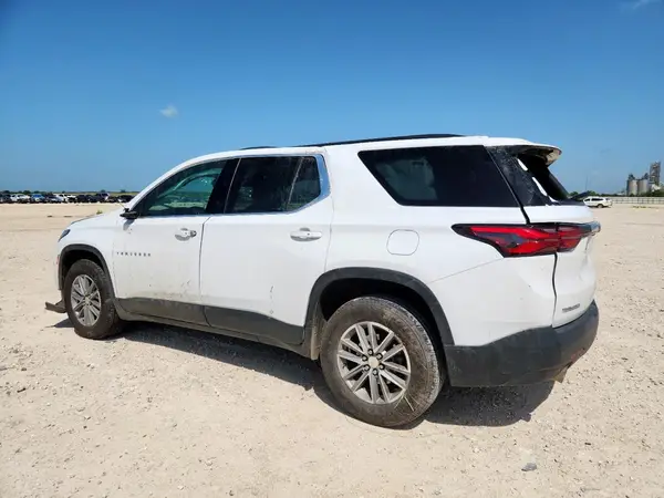 1GNERGKW6NJ141735 2022 CHEVROLET TRAVERSE - Image 2