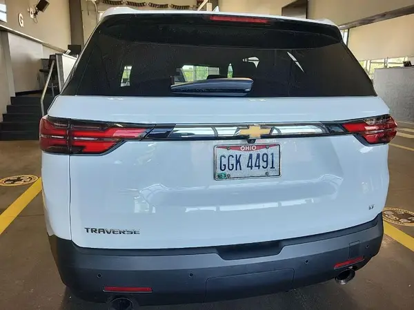 1GNERGKW6NJ151052 2022 CHEVROLET TRAVERSE - Image 2