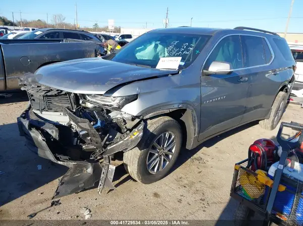 1GNERGKW6PJ116692 2023 CHEVROLET TRAVERSE - Image 2