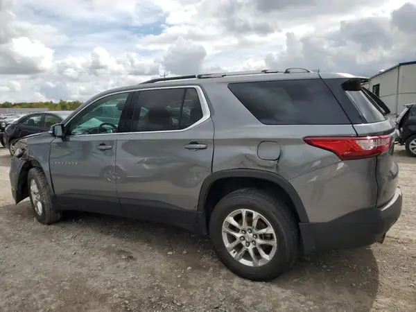 1GNERGKW7JJ105305 2018 CHEVROLET TRAVERSE - Image 2