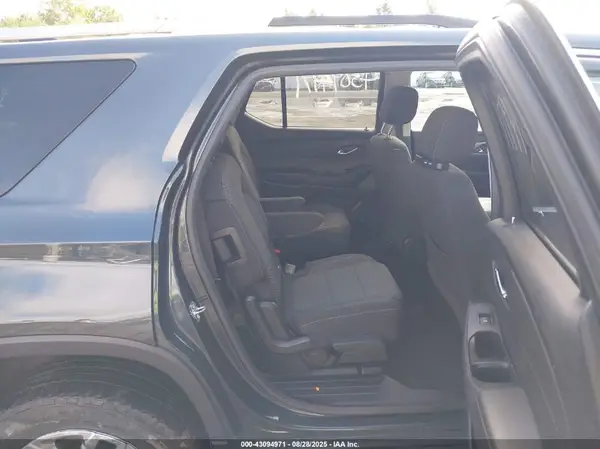 1GNERGKW7JJ152625 2018 CHEVROLET TRAVERSE - Image 8
