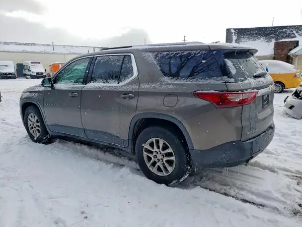 1GNERGKW7JJ190579 2018 CHEVROLET TRAVERSE - Image 2
