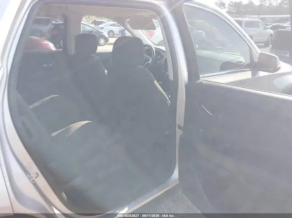 1GNERGKW7JJ199766 2018 CHEVROLET TRAVERSE - Image 8