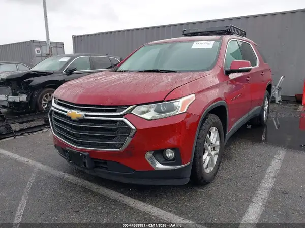 1GNERGKW7JJ238811 2018 CHEVROLET TRAVERSE - Image 2