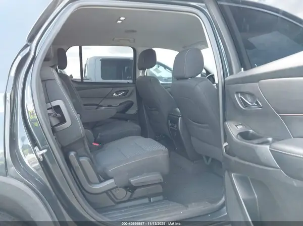 1GNERGKW7JJ248092 2018 CHEVROLET TRAVERSE - Image 8