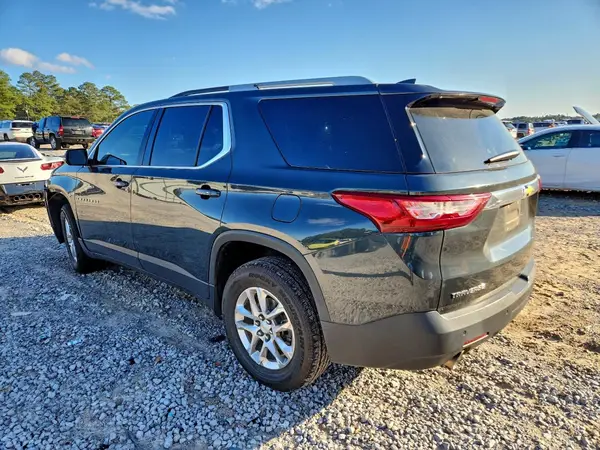 1GNERGKW7JJ250814 2018 CHEVROLET TRAVERSE - Image 2