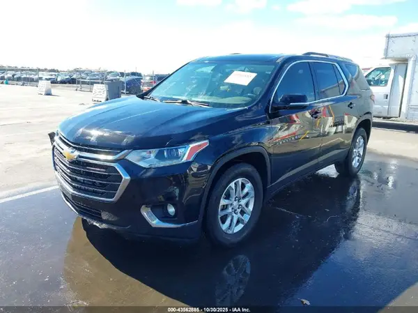 1GNERGKW7JJ253499 2018 CHEVROLET TRAVERSE - Image 2