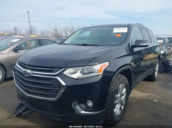 1GNERGKW7JJ271355 2018 CHEVROLET TRAVERSE - Image 2