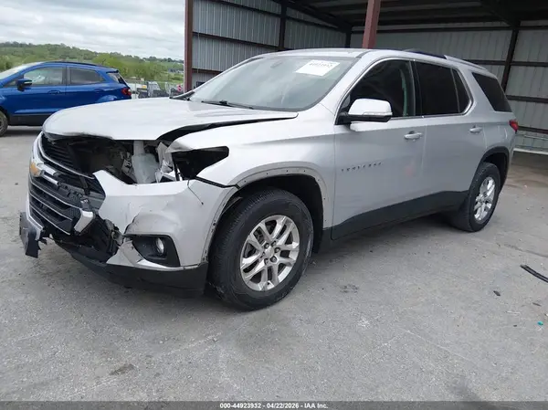 1GNERGKW7JJ276958 2018 CHEVROLET TRAVERSE - Image 2