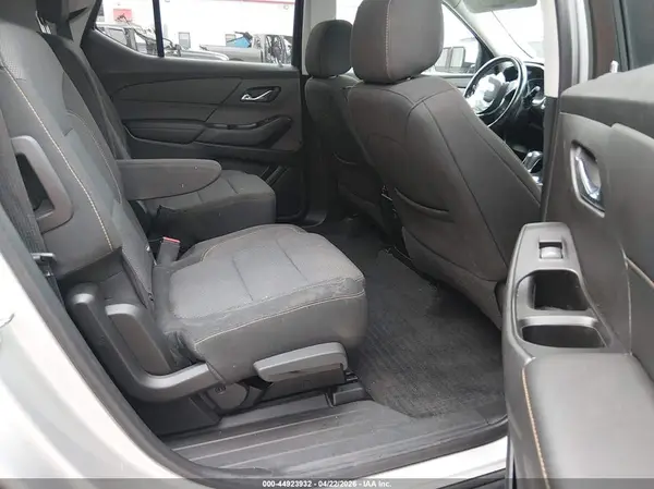1GNERGKW7JJ276958 2018 CHEVROLET TRAVERSE - Image 8