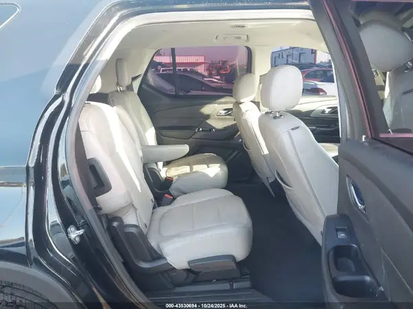 1GNERGKW7JJ278323 2018 CHEVROLET TRAVERSE - Image 8
