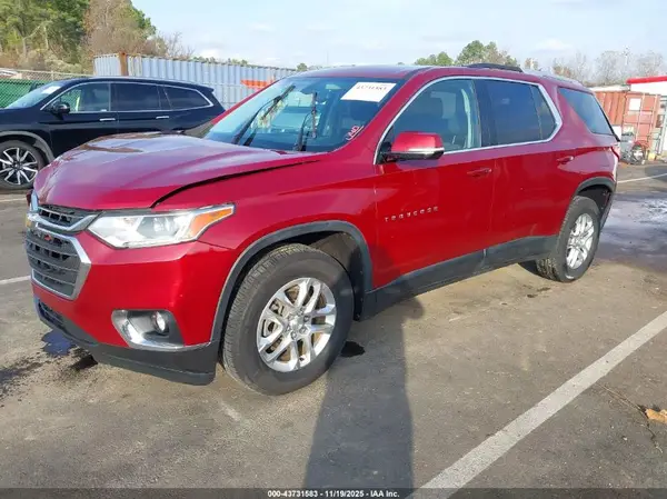 1GNERGKW7JJ282226 2018 CHEVROLET TRAVERSE - Image 2