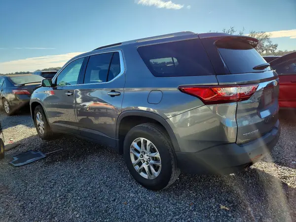 1GNERGKW7JJ282341 2018 CHEVROLET TRAVERSE - Image 2