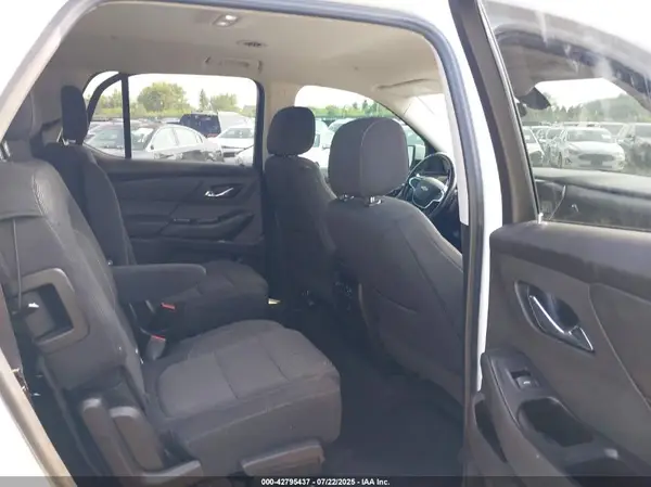 1GNERGKW7JJ285529 2018 CHEVROLET TRAVERSE - Image 8