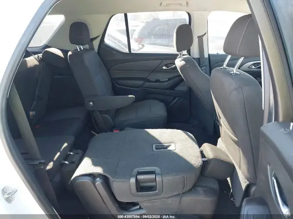 1GNERGKW7KJ101482 2019 CHEVROLET TRAVERSE - Image 8