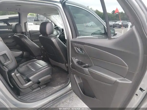 1GNERGKW7KJ118394 2019 CHEVROLET TRAVERSE - Image 8