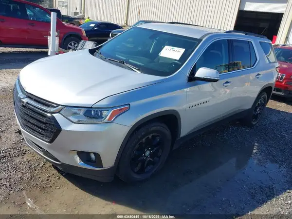 1GNERGKW7KJ300242 2019 CHEVROLET TRAVERSE - Image 2