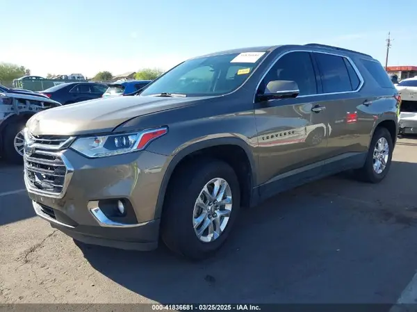 1GNERGKW7LJ112127 2020 CHEVROLET TRAVERSE - Image 2