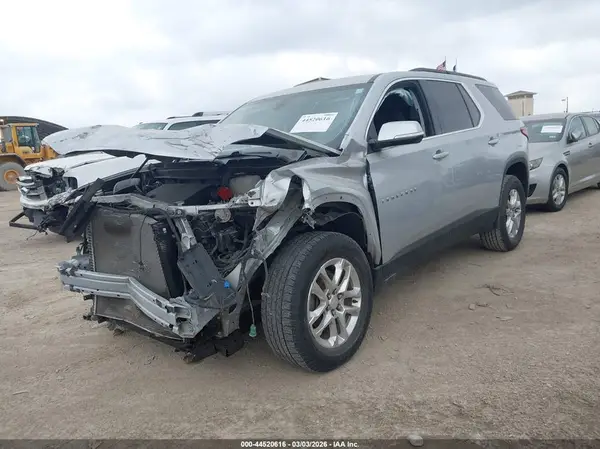 1GNERGKW7LJ268829 2020 CHEVROLET TRAVERSE - Image 2