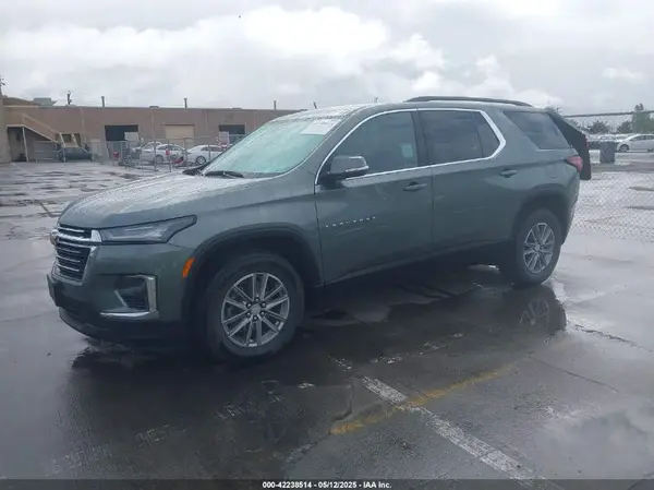 1GNERGKW7PJ148678 2023 CHEVROLET TRAVERSE - Image 2