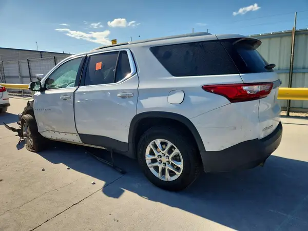 1GNERGKW8JJ108116 2018 CHEVROLET TRAVERSE - Image 2